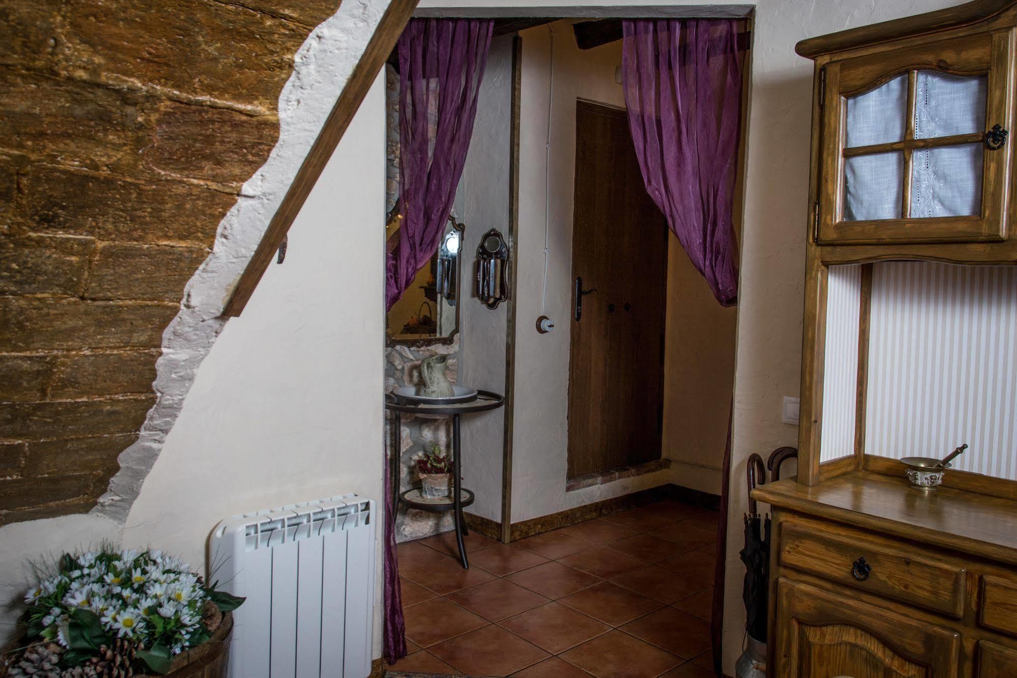 Cal Ganso Encantat Albinyana Exterior foto